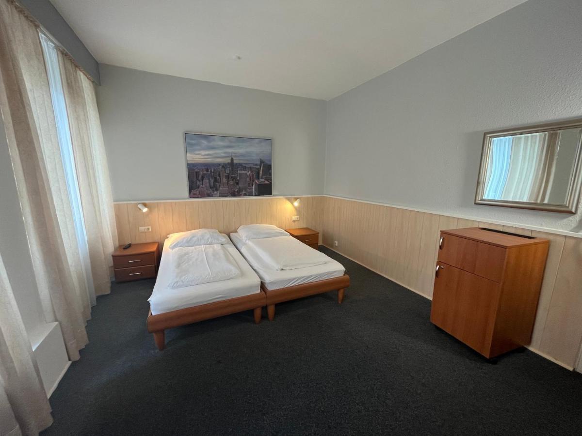 Hotel Schwarzer Baer Hannover Dış mekan fotoğraf